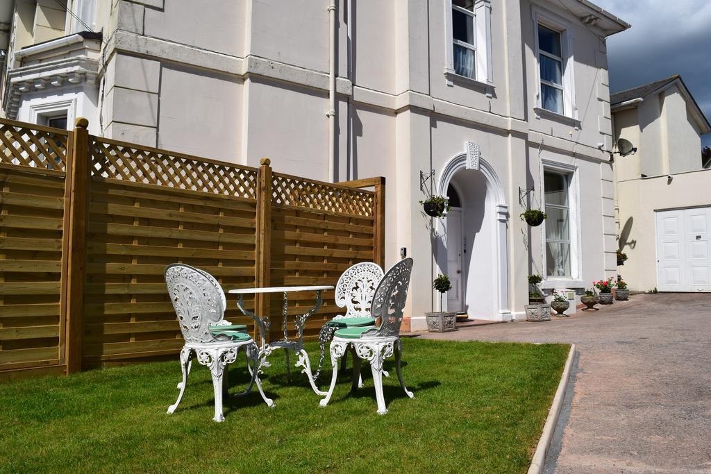 Tor Park Holiday Flatlets Торки Экстерьер фото