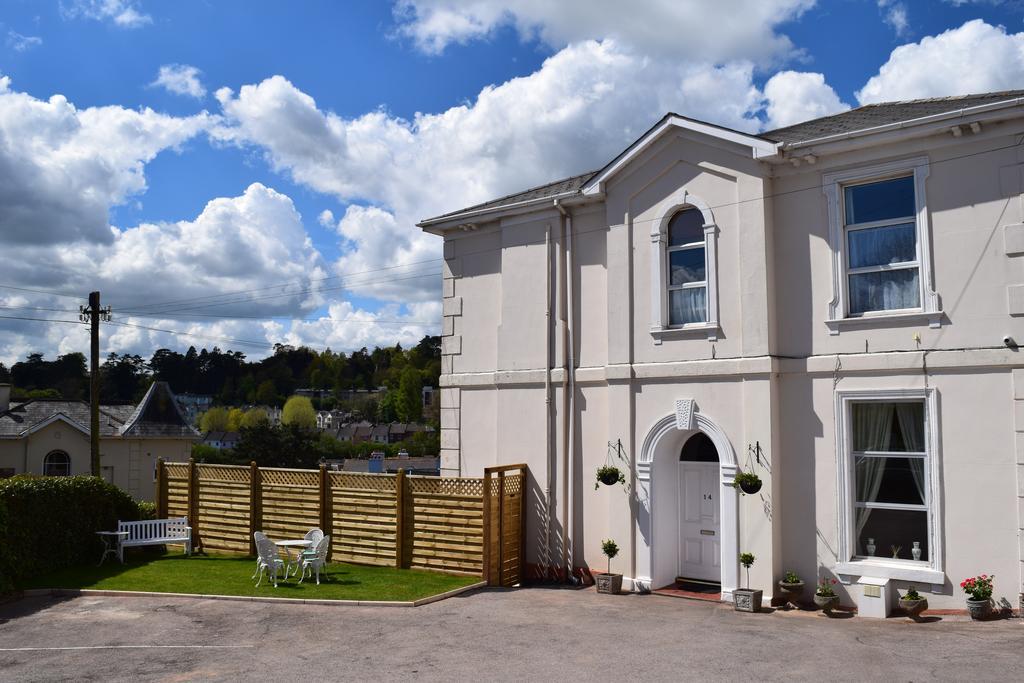 Tor Park Holiday Flatlets Торки Экстерьер фото