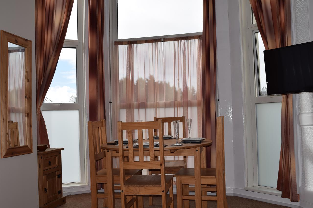 Tor Park Holiday Flatlets Торки Экстерьер фото